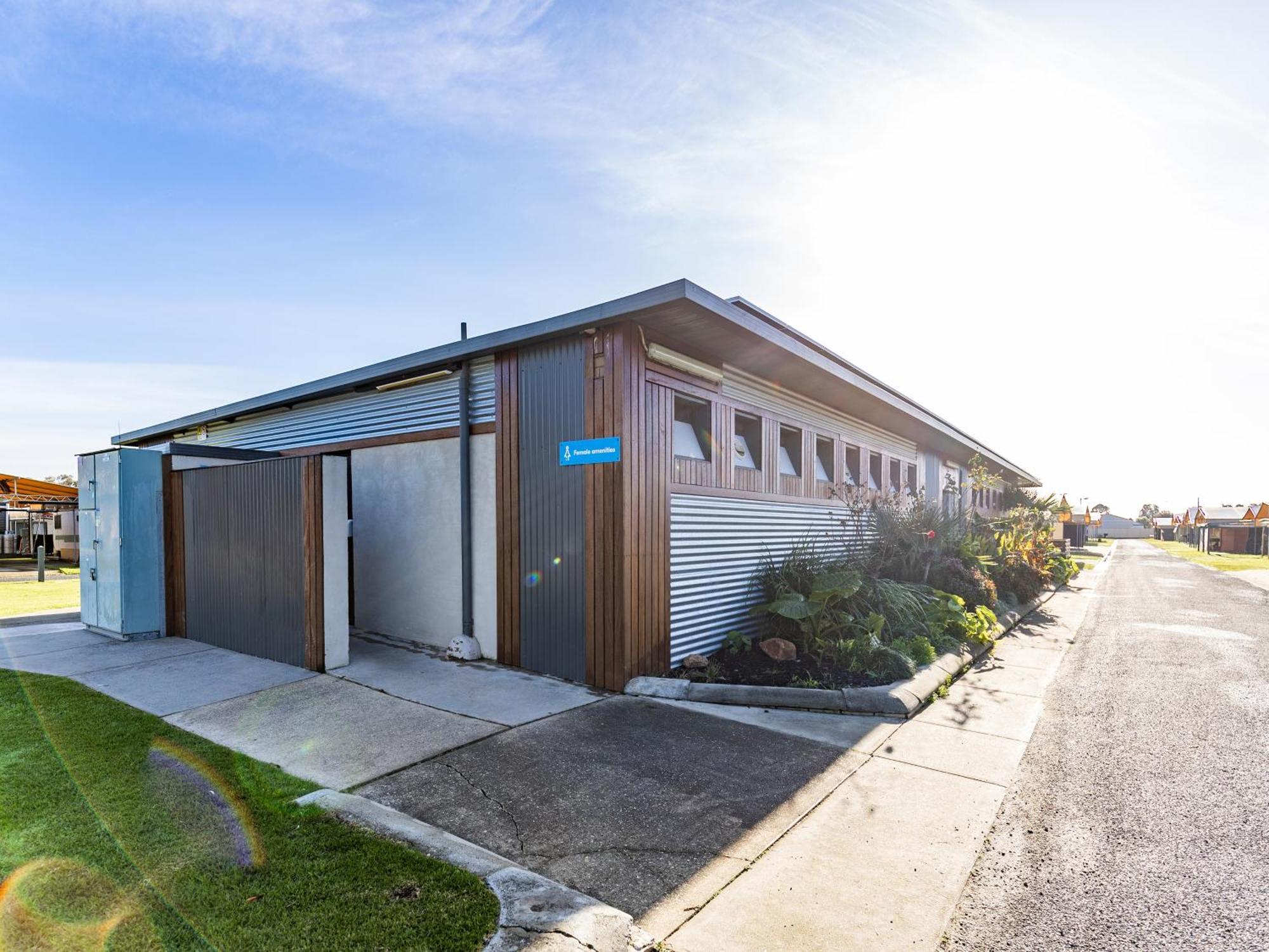 Nrma Yarrawonga Mulwala Holiday Park Eksteriør billede